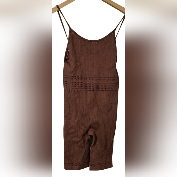 Zara Brown Textured Jumpsuit with Spaghetti Straps - Picture 2 of 4